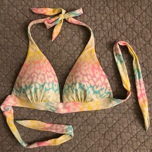 Victoria’s Secret bikini top!